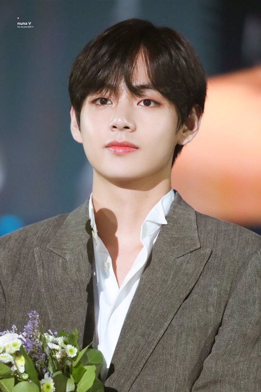 글로벌 경제지 “방탄소년단 뷔, 日굿즈 최다 판매량 완판! 야후 핫서치 점령” No.1 팬파워