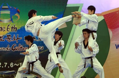 만든곳: 한국 네티즌본부 카페