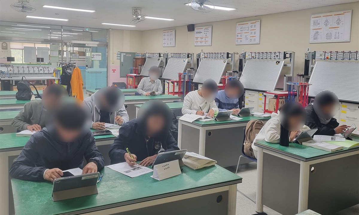 입국 전후 안전교육 늘렸지만… “한국어 등 내실화 필요”