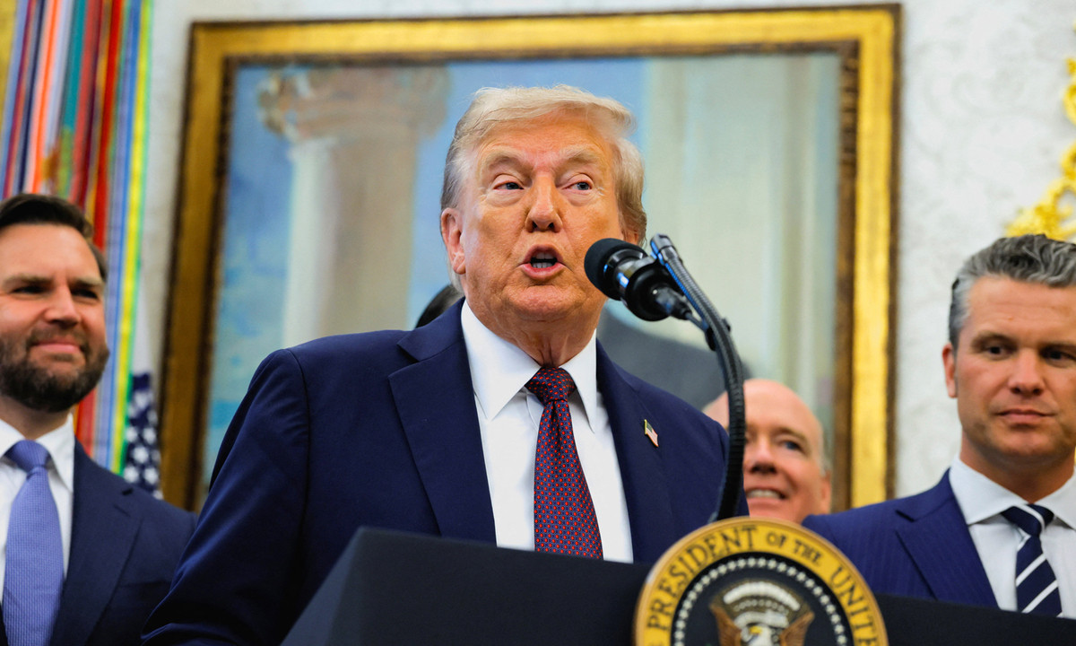 “공화당 우세 州에 일자리·투자를”… 선거운동 나선 트럼프