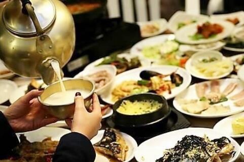 ‘막걸리·버스킹…’ 전주서 가을밤 수놓는 ‘달빛 한잔’ 축제