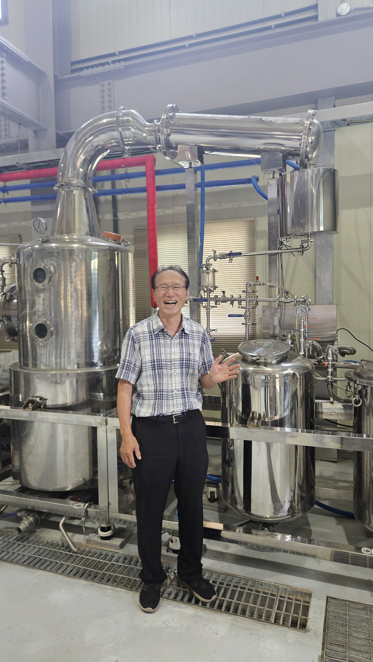 엔지니어 출신이 만든 술은 어떤 맛일까…“원료·발효·증류·숙성 등 단계마다 차별화를 둬” [이복진의 술래잡기]