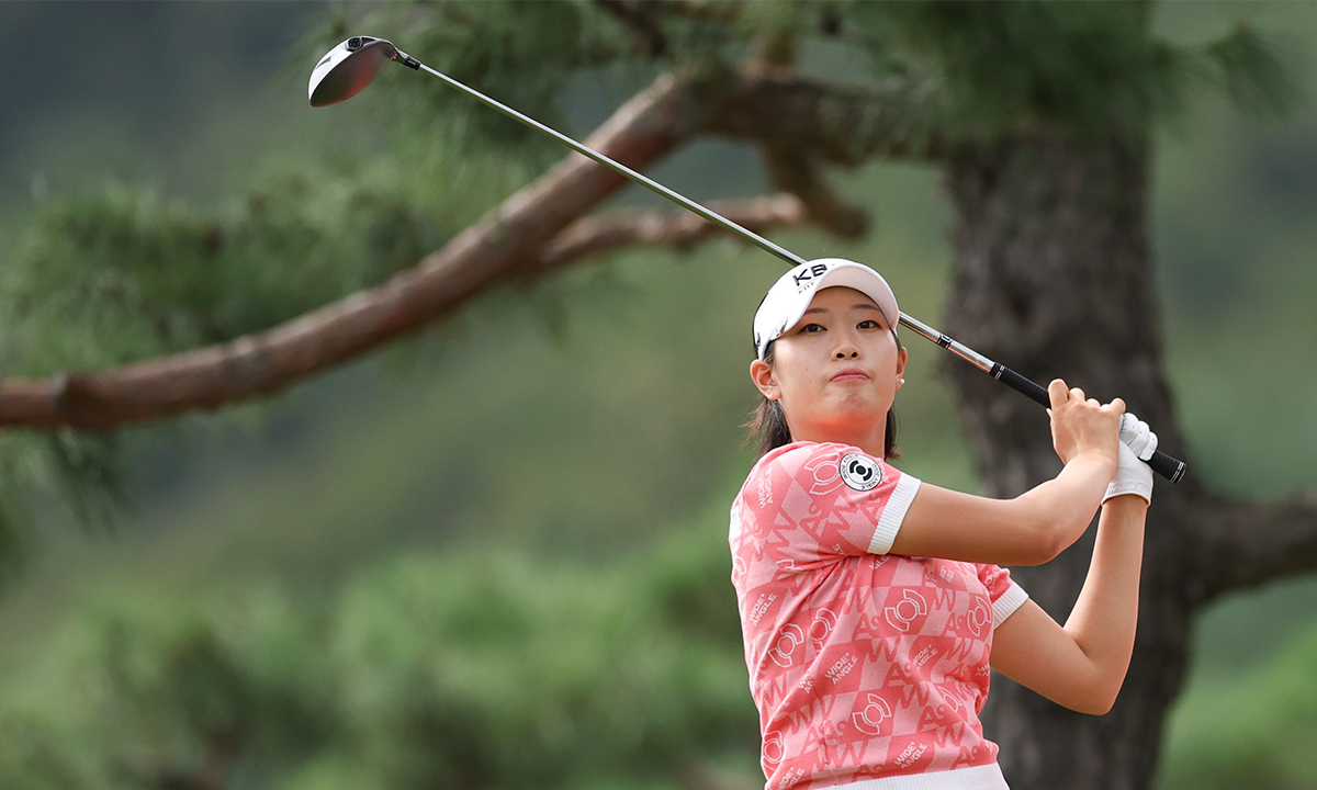 장타 퀸 화력 싸움에서 방신실 웃다… 시즌 3승 다승왕 경쟁 가세