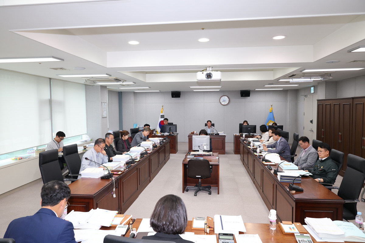 포항시의회 예결특위, 2025년도 제2회 추가경정예산안 심사 시작