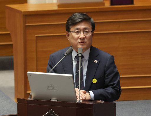 김성환 장관 “시멘트 소성로에 폐기물 쓰는 건 개선해야”