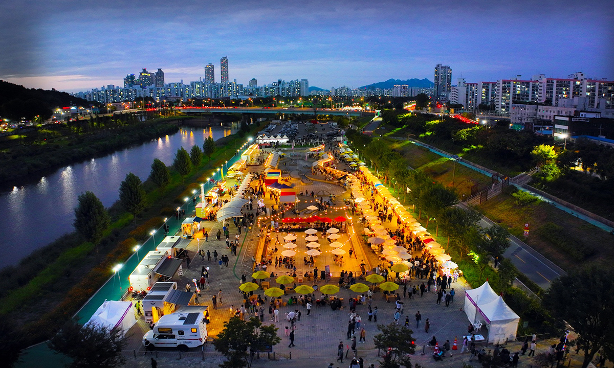 올가을, 안양천엔 문화와 빛이 흐른다