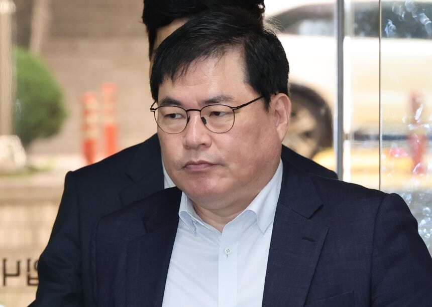 “이재명 반대” 외쳤던 유동규, 선거법 위반 혐의 검찰 송치