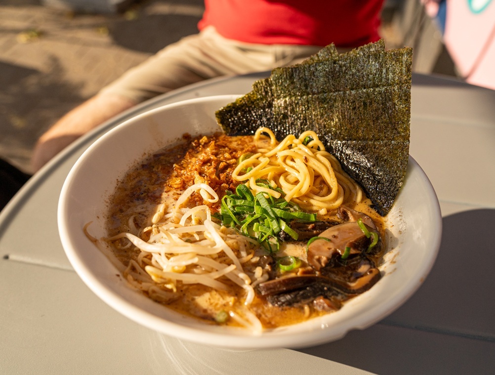 술 먹고 해장으로 ‘라멘’ 즐겨 먹었다면…사망 위험 2.7배 높아진다 [건강+]