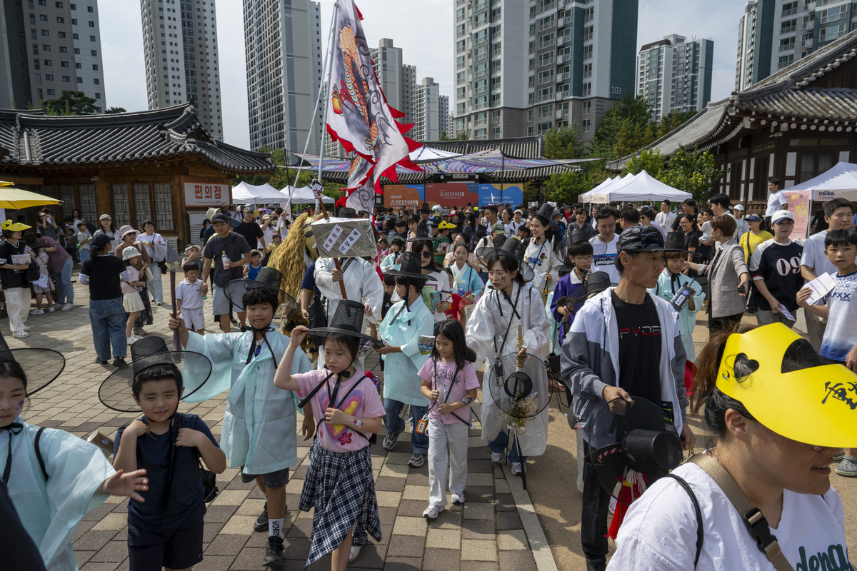도끼 브랜딩 통했다… 김포다담축제, 5만명 발길 성황