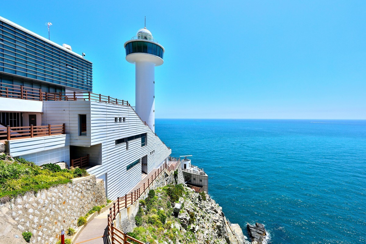 추석 연휴, 가족과 떠나기 좋은 ‘동남해 등대 여행지’ BEST 4