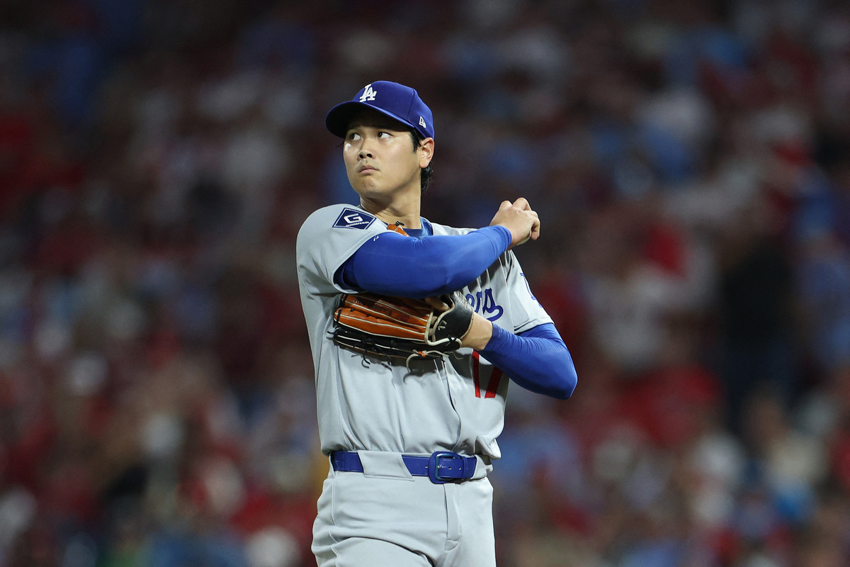 “일본 팬들은 좋겠네” 가을야구 선발 데뷔전 나선 오타니 6이닝 9K 3실점 승리-마무리 사사키 세이브...다저스, 일본투수 듀오 앞세워 DS 1차전 5-3 역전승