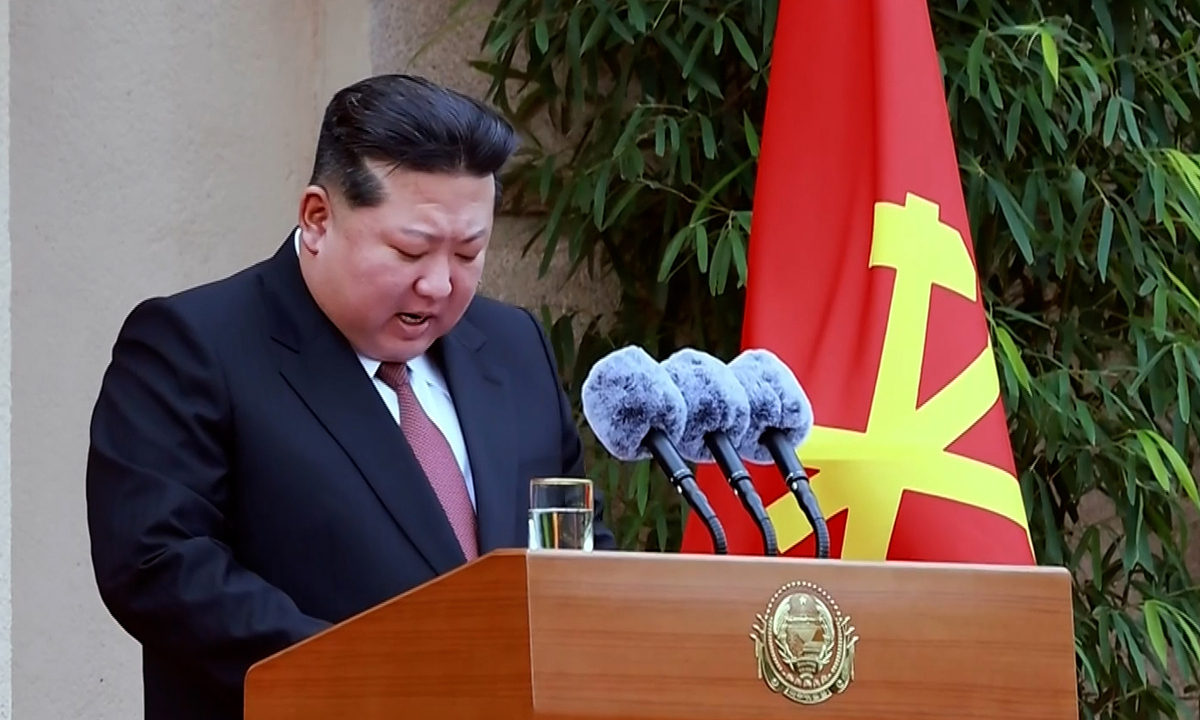 北 김정은 “당 권위 훼손행위 색출 제거”