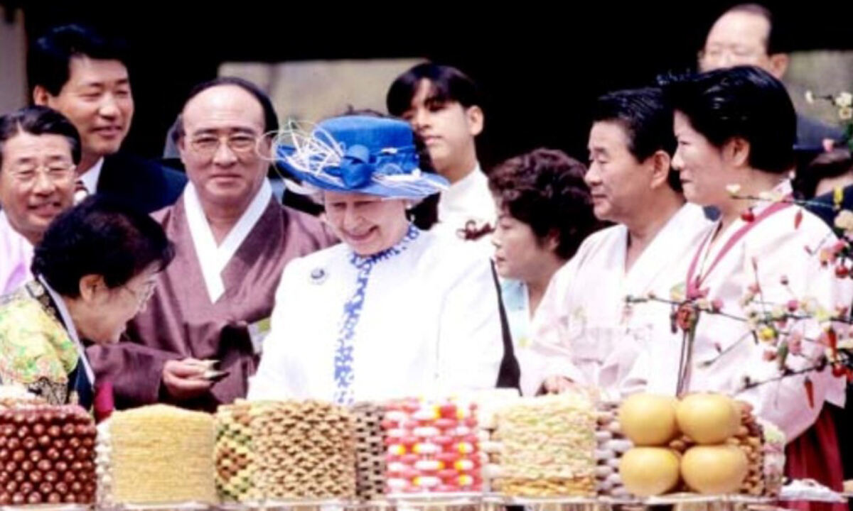 “안동 낙점됐는데 여왕 생일과 겹쳤다” [김태훈의 의미 또는 재미]