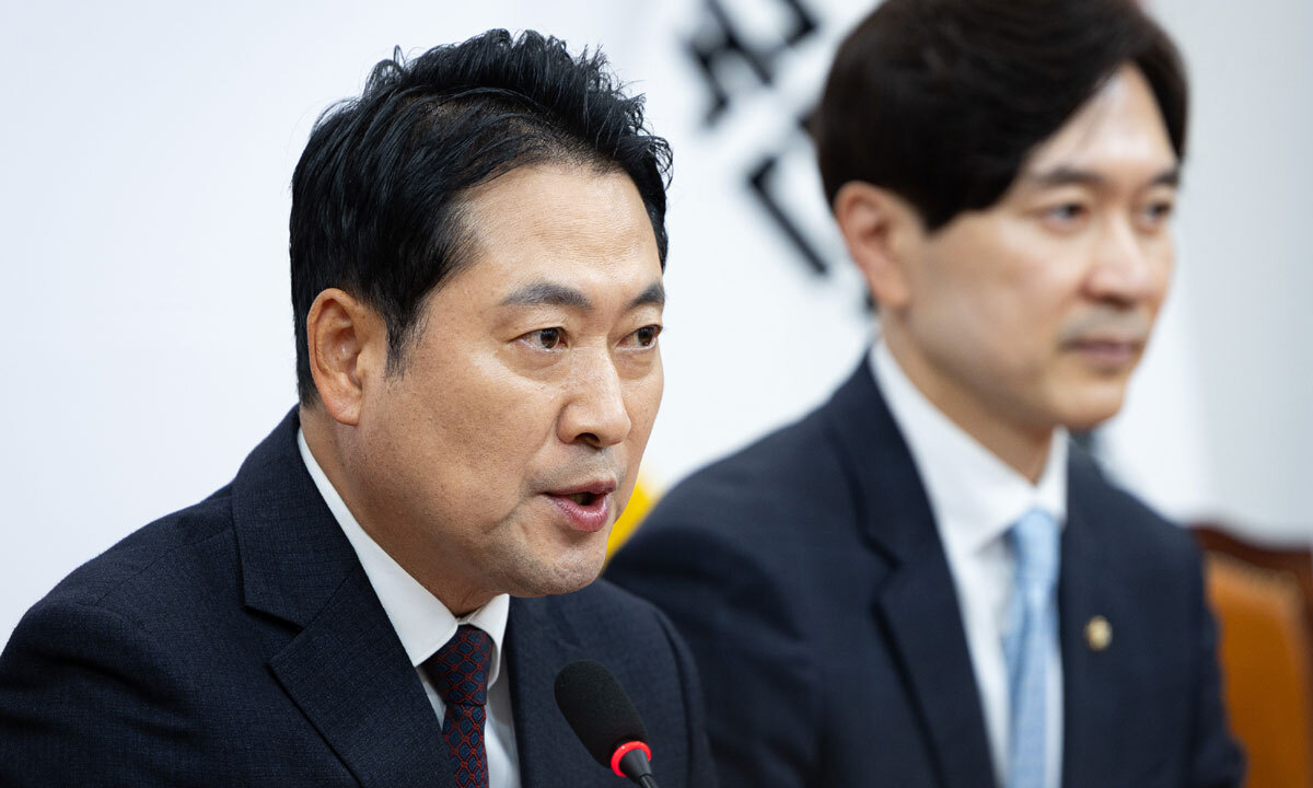‘尹 면회’ 장동혁 “뭉쳐 싸우자”… 與 “제2 내란 선동”