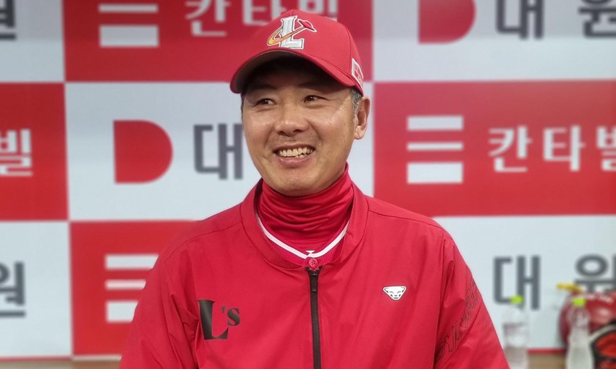 두산 코치 출신-SSG 와이어 투 와이어 우승 이끈 김원형 국대 투수 코치, 두산 제12대 사령탑…2+1년 최대 20억원