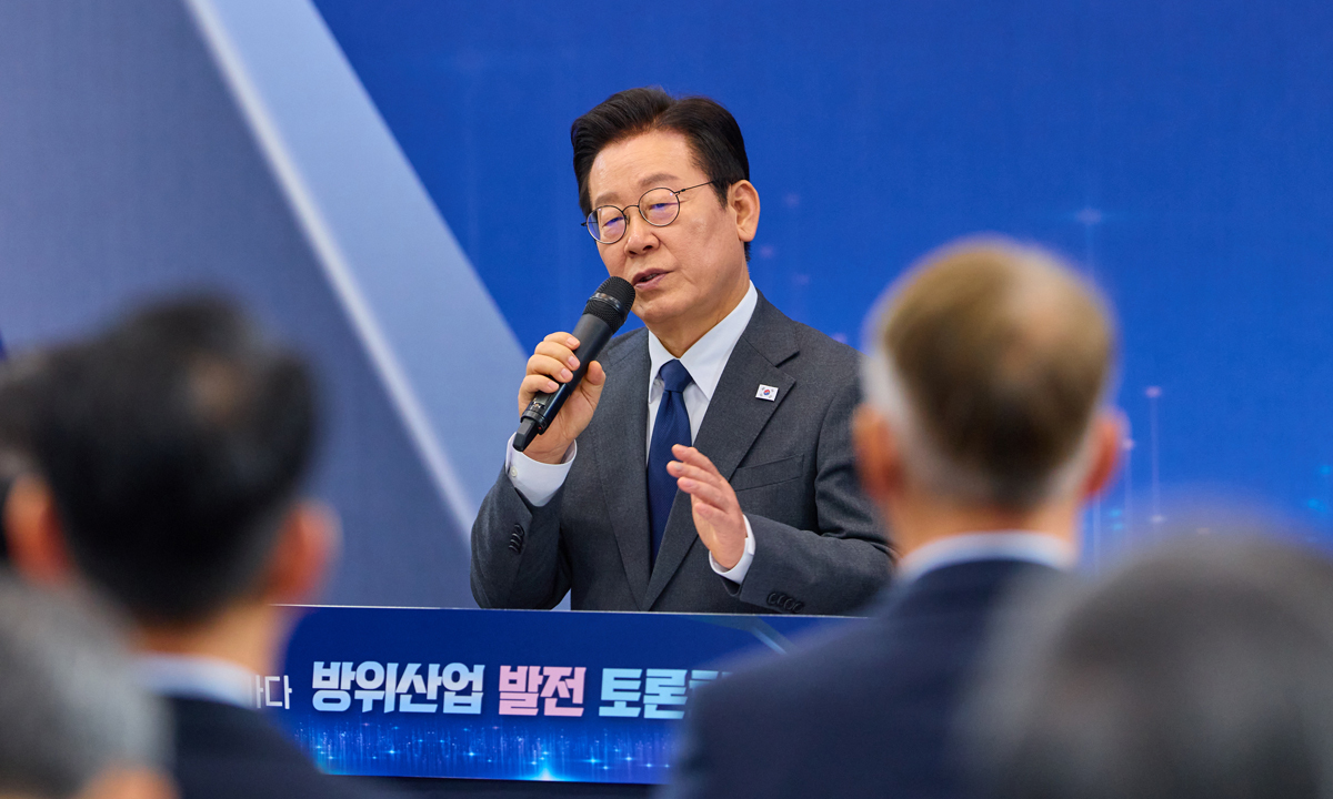 李대통령 “국방·항공우주 R&D에 대대적 예산 투입”