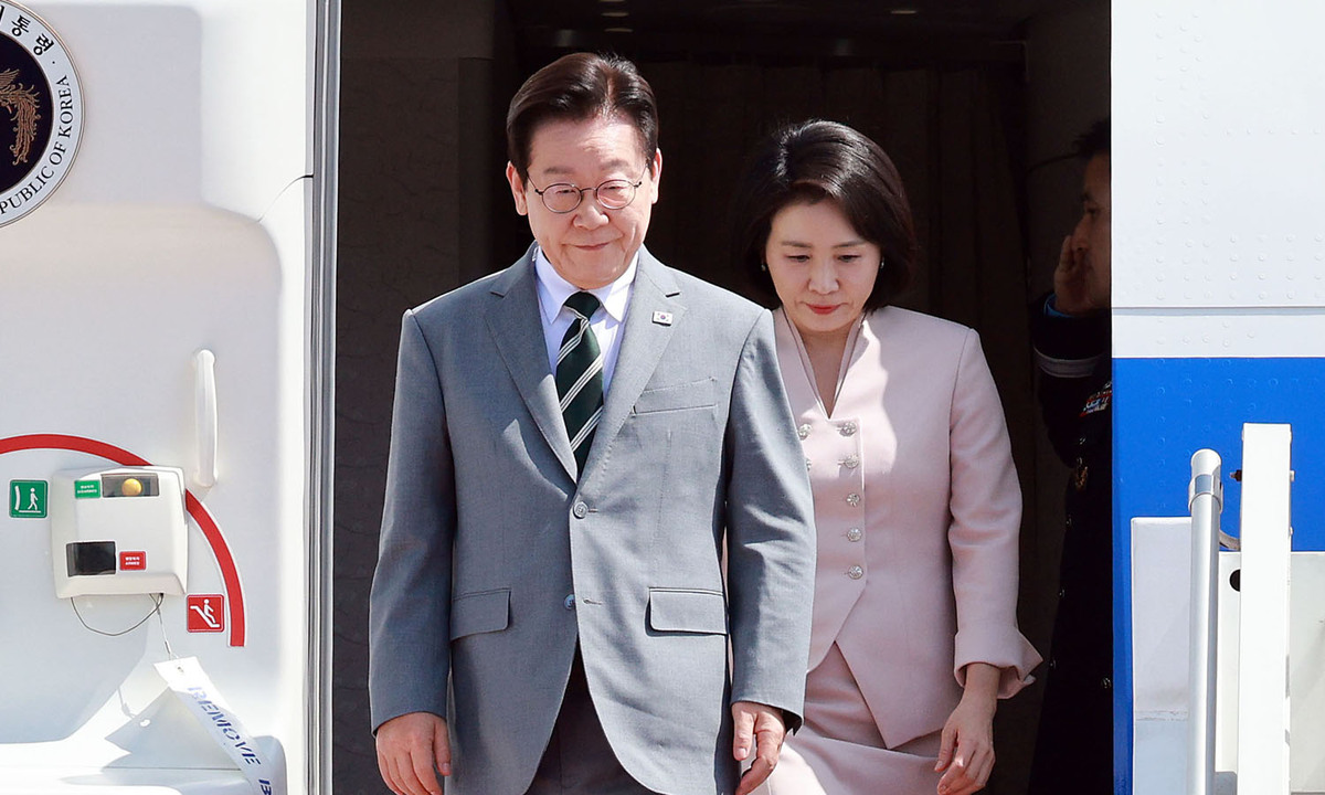 아세안 정상회의 간 李대통령 ‘동반자 외교’ 시동