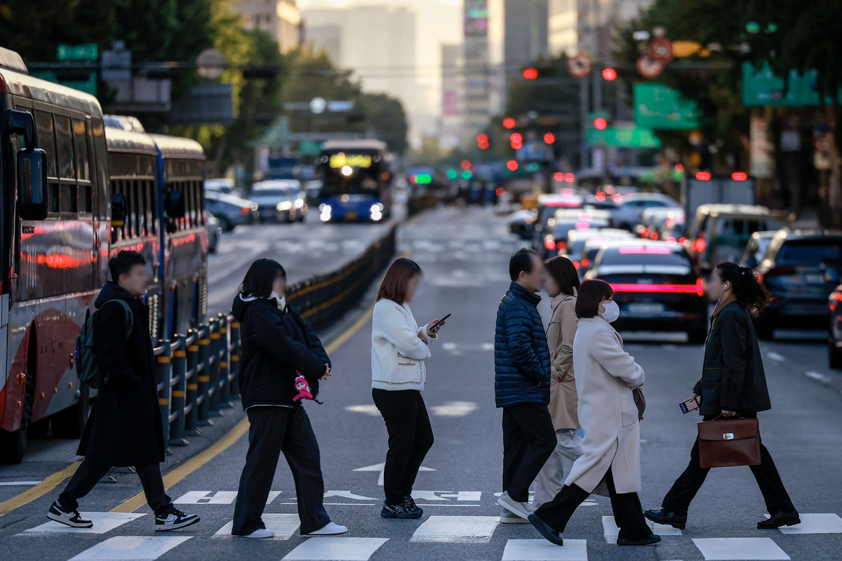 “낮부터 더 추워져”…강한 바람까지 불어 체감온도 ‘뚝’ [오늘날씨]