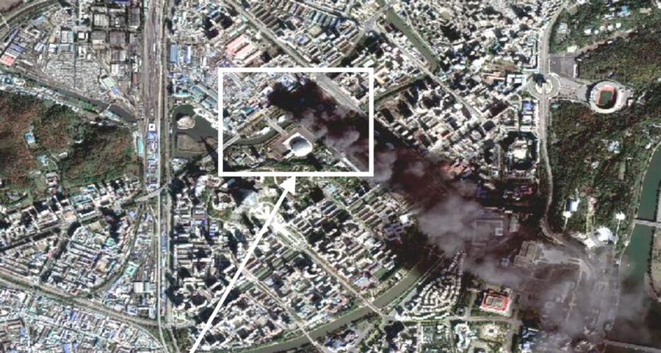 北 평양 중심가에서 건물 한개동 전소 화재 발생