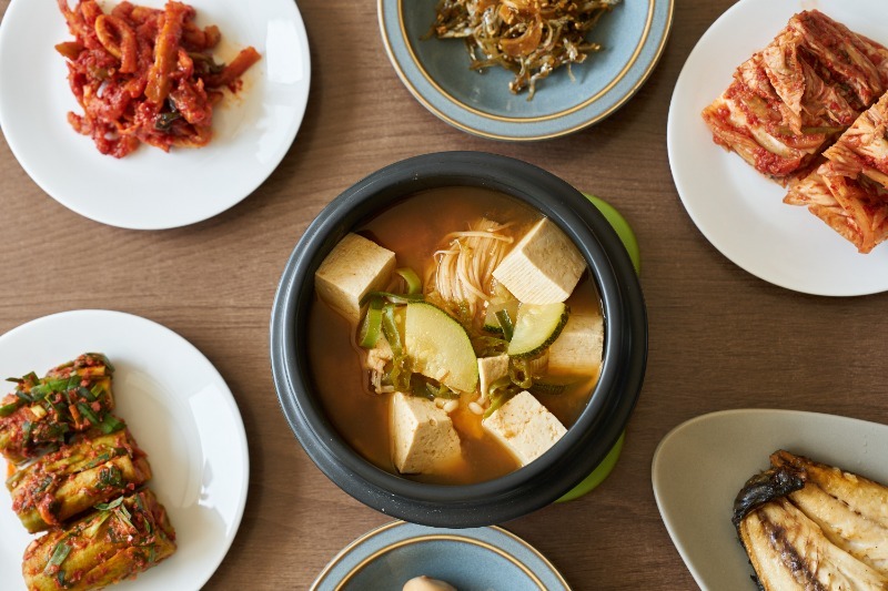 “당신의 식탁이 암을 키운다”…전문가들이 경고한 ‘이것’은?