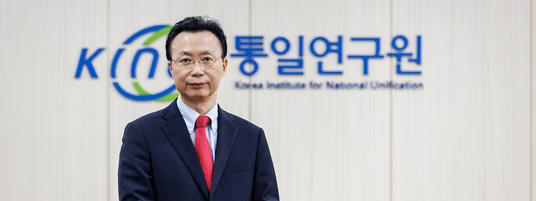 통일硏, ‘영토·통일 헌법 조항’ 쓴 기존 표어 사용 중단