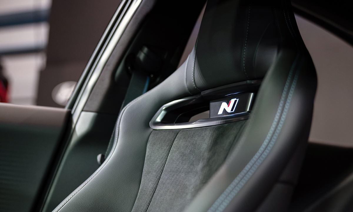 탑승객 자세 따라 좌석 자동 조정… 車 시트는 진화中