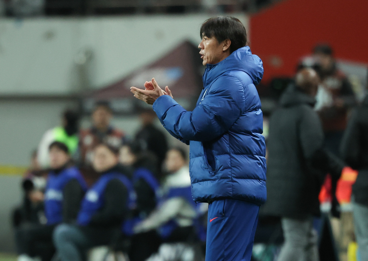 포트2 사수엔 성공했지만, 뚜렷한 전술없이 ‘해줘 축구’만 일관해선 조 편성이 좋아도 소용없다