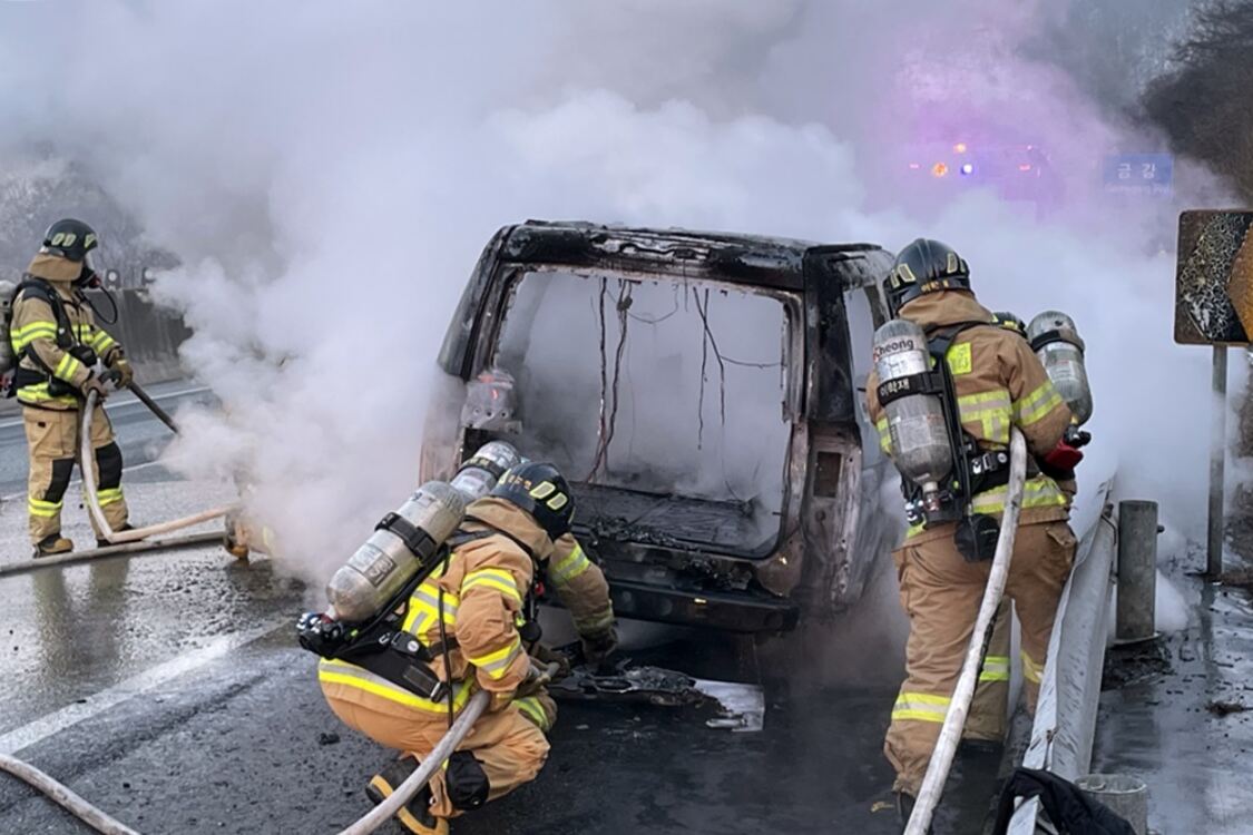 겨울철 차량화재는 이것 때문…‘엔진 과열·전기계통’ 주원인