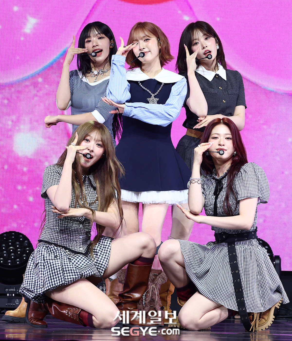 [포토] 리센느 '사랑스러운 무대'