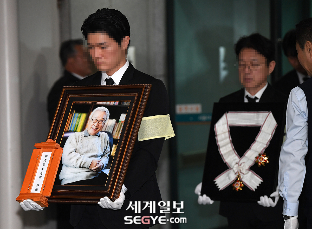[포토] 故 이순재, 마지막 가는 길