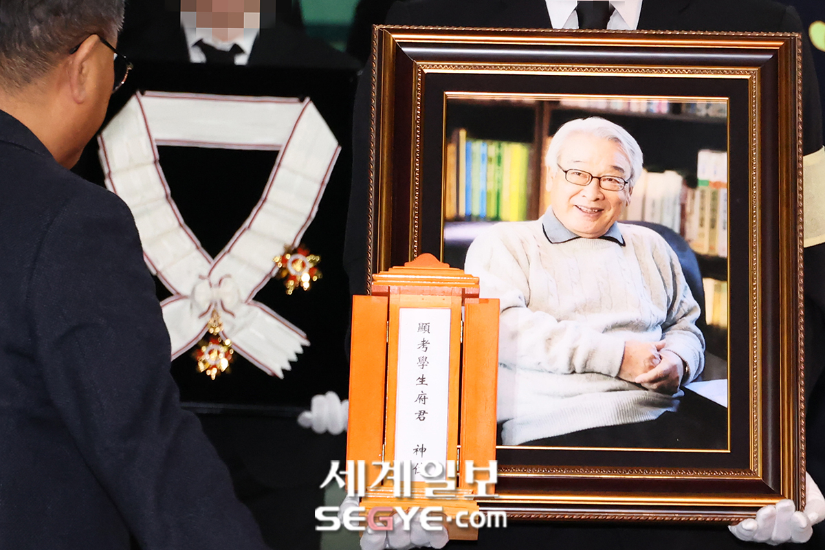 [포토] 故 이순재 , 마지막 가는 길