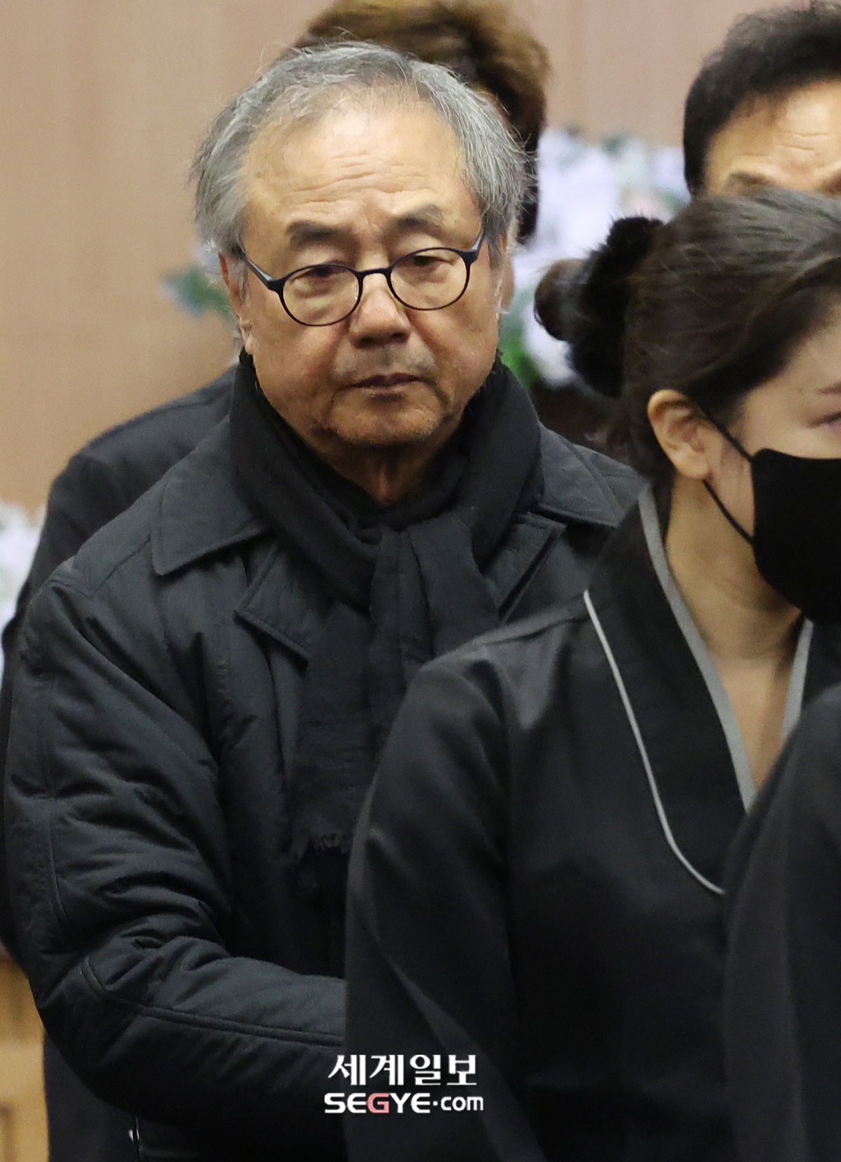 [포토] 애도 표하는 정동환