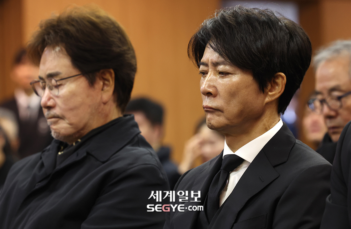 [포토] 애도 표하는 유동근-최수종