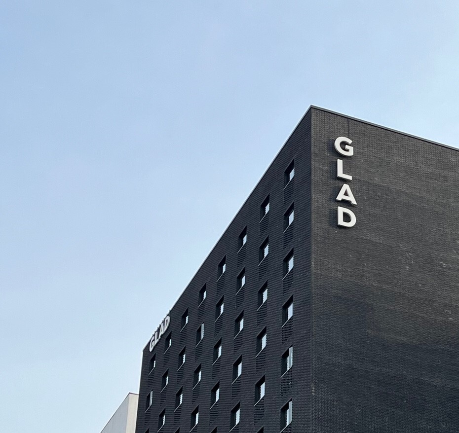 ‘K-컬처 성지순례’ 완벽 입지…DL그룹 글래드호텔, 매출과 가치 성장 ‘두 토끼’ 잡았다