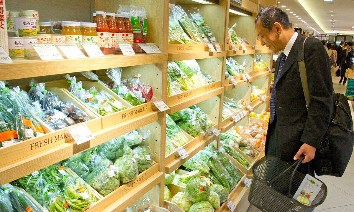 꺾일 줄 모르는 日 밥상 물가…올해에만 음식료품 2만개 이상 가격 상승