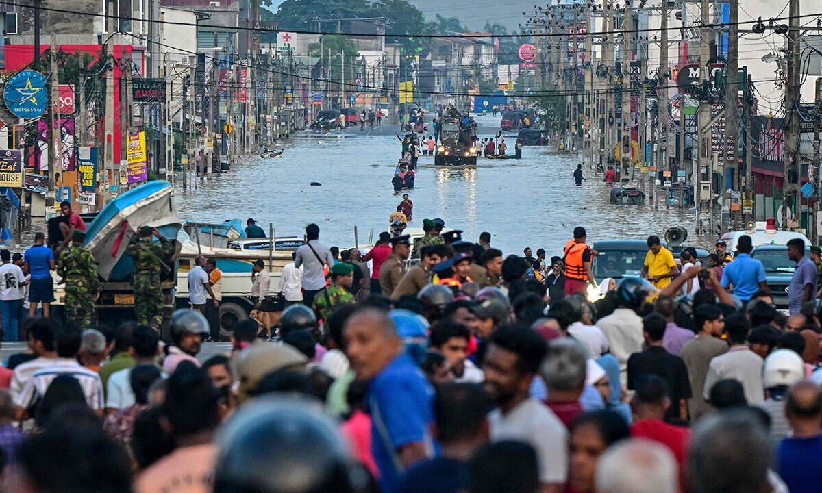 ‘동남아 홍수’ 사망 1000명 육박… 이상기후·난개발이 재앙 키웠다