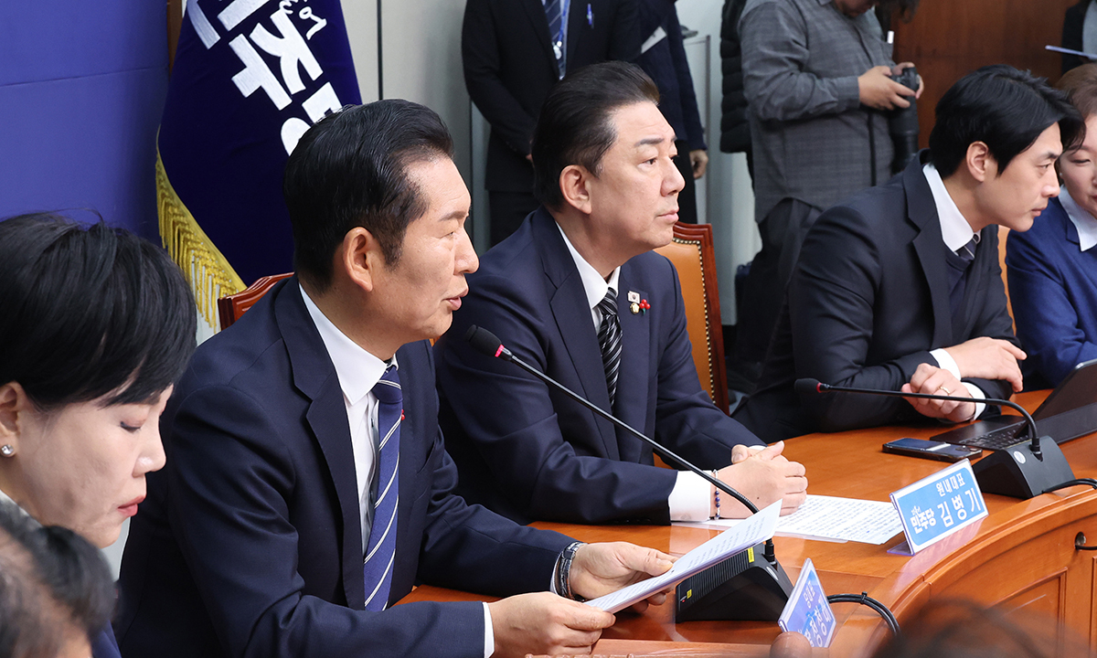 與 최고위 3명만 지방선거 ‘출사표’… 한숨 돌린 정청래號