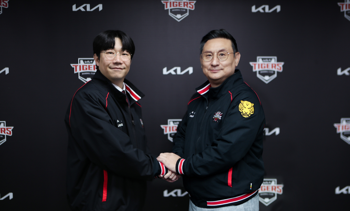 박찬호에 최형우까지 잃은 KIA가 절대 잃어서는 안 되는 양현종은 잡았다… 양현종, 2+1년 최대 45억원 조건에 세 번째 FA 계약