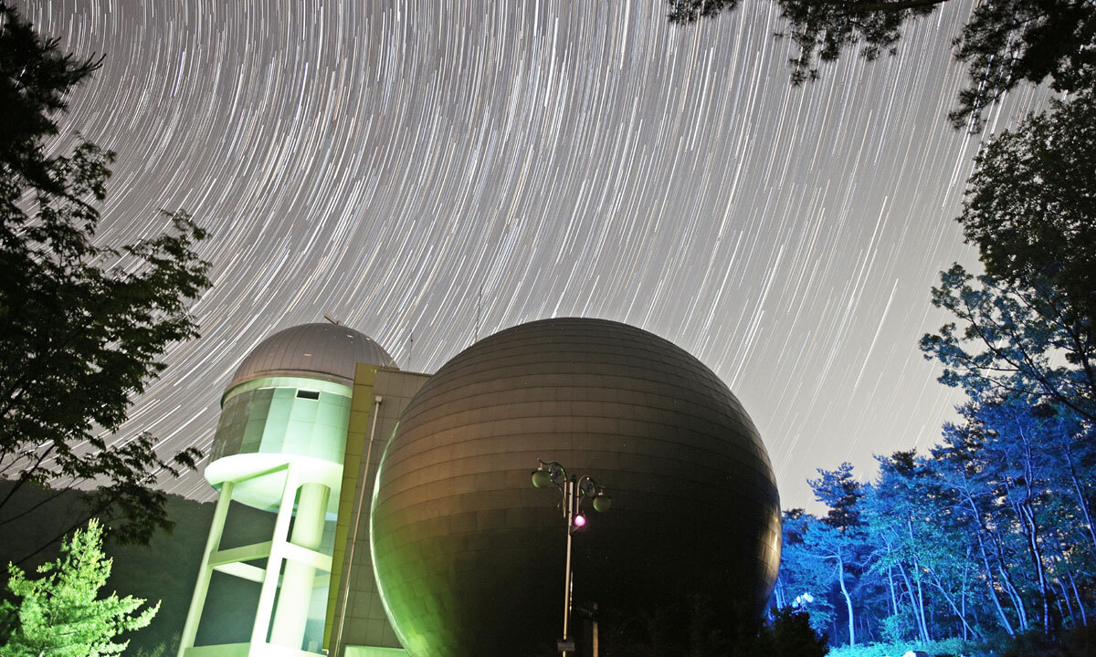 겨울밤 수놓는 쌍둥이자리 유성우…좌구산천문대 특별 관측회