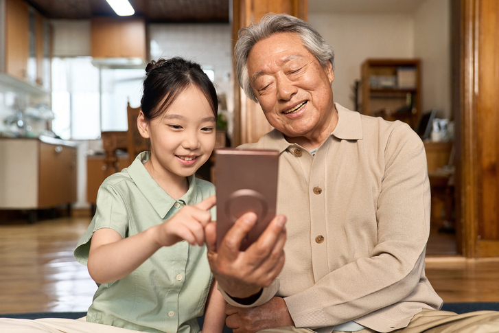 이재명 정부 국정과제 ‘부양비 폐지’…내년 1월부터 가족 있어도 의료급여 수급 가능