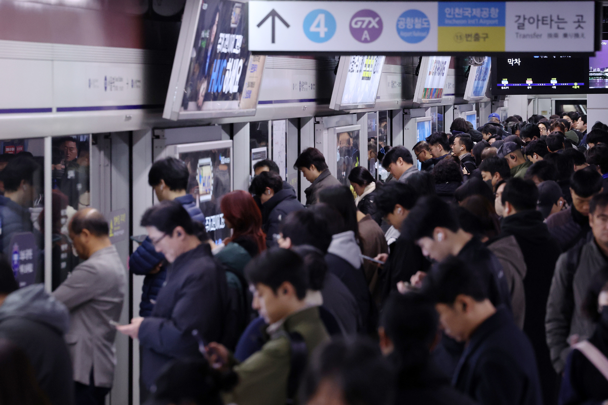 ‘출퇴근 어떡하나’…서울지하철 9호선 노사교섭 결렬시 내일부터 파업