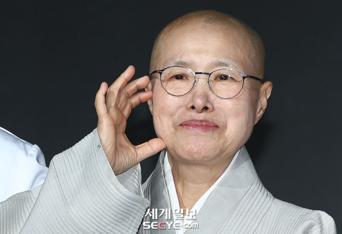 [포토] 선재스님 '따뜻한 미소'