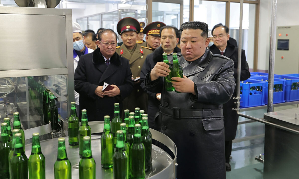 김정은, ‘자급자족’ 지방 맥주에 “이채롭다”…연이은 지방공장 방문