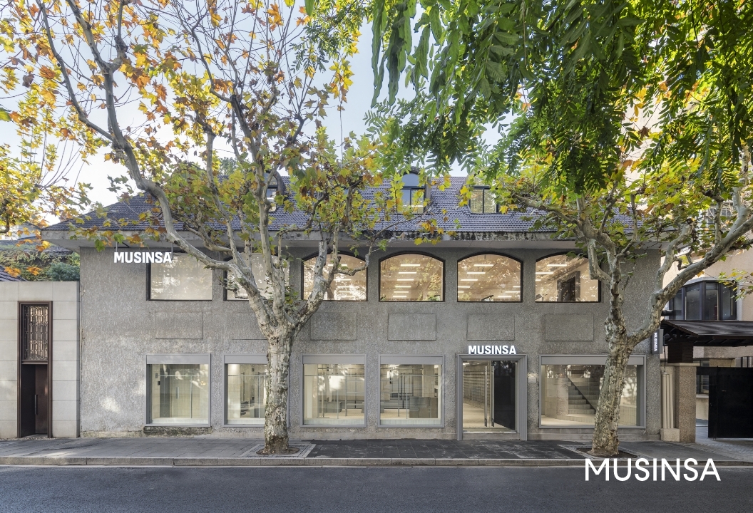 “K-패션-중국 MZ세대 연결 허브로”…무신사, 첫 해외 편집숍 ‘무신사 스토어 상하이 안푸루’ 오픈