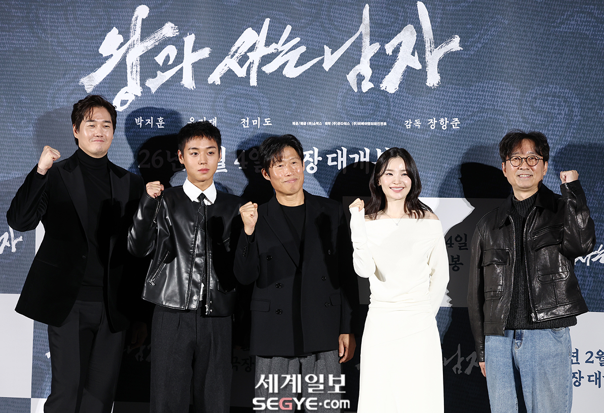 [포토] 영화 '왕과 사는 남자' 주역들 한자리에