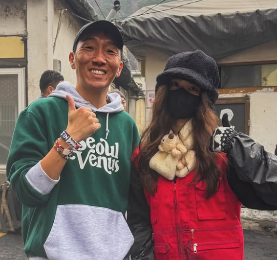 “연탄 15장 지게 지고 오르막길”…뉴진스 다니엘, 봉사 활동 근황