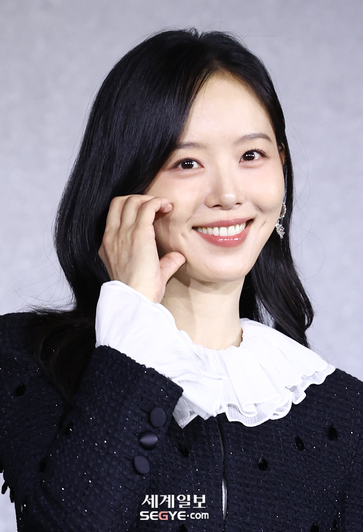 [포토] 강한나 '사랑스러운 볼하트'