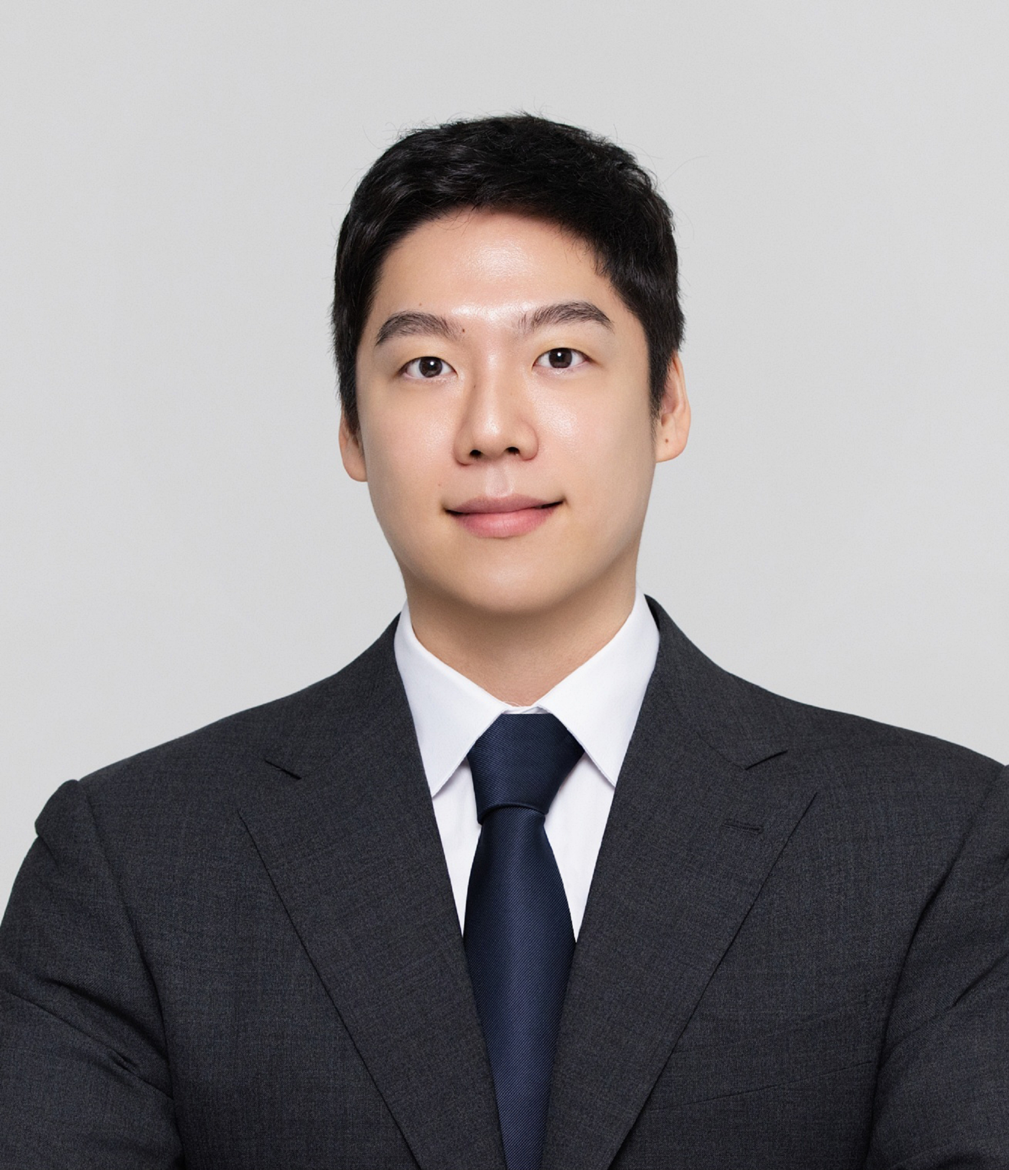 1년 만에 부사장 됐다…‘오리온 3세’ 36살 담서원 ‘초고속 승진’