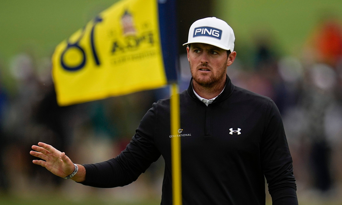 LIV 골프서 뛰는 서른 살 미토 페레이라, 170억원 벌자 은퇴 선언