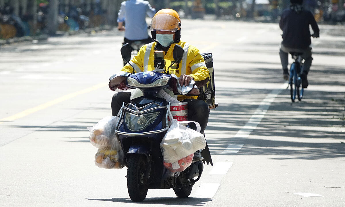 중국 당국, 배달노동자 당근책 마련한다